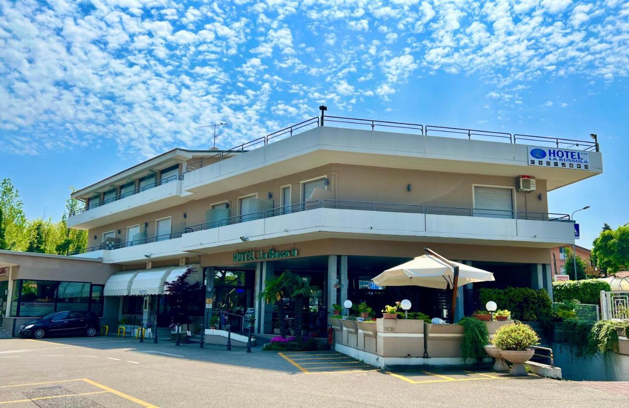 Hotel La Bussola Padenghe sul Garda Exterior photo
