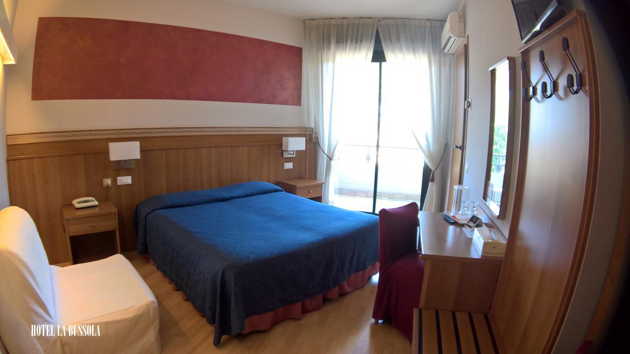 Hotel La Bussola Padenghe sul Garda Exterior photo